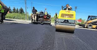 Best Recycled Asphalt Driveway Installation  in Harbor Springs, MI